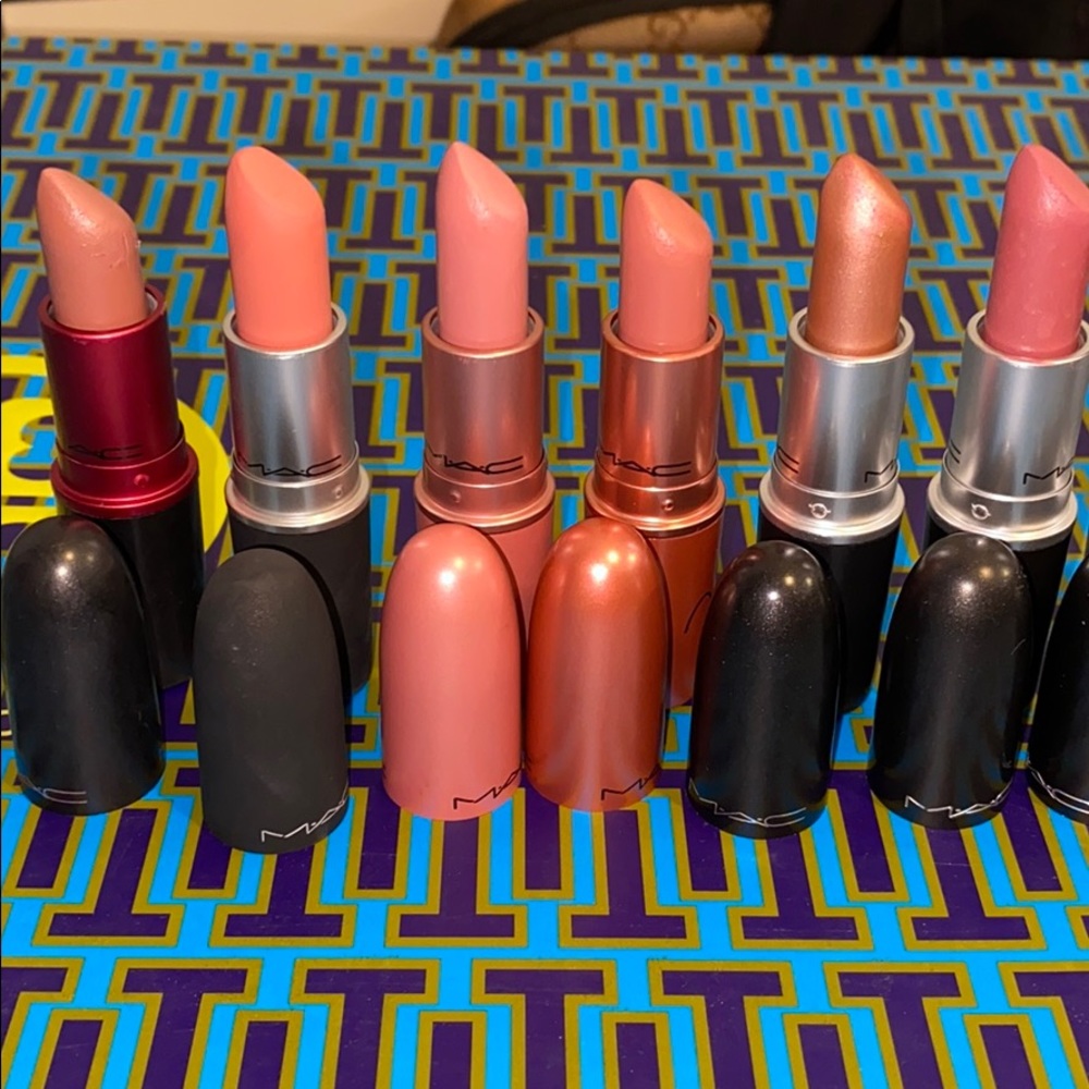 Selling my MAC lipstick collection